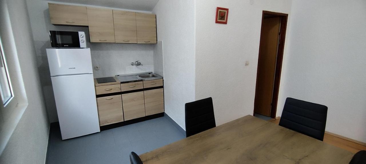 Apartments Andela Starigrad Paklenica Room photo