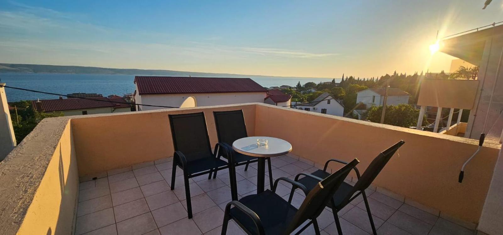 Apartments Andela Starigrad Paklenica Exterior photo