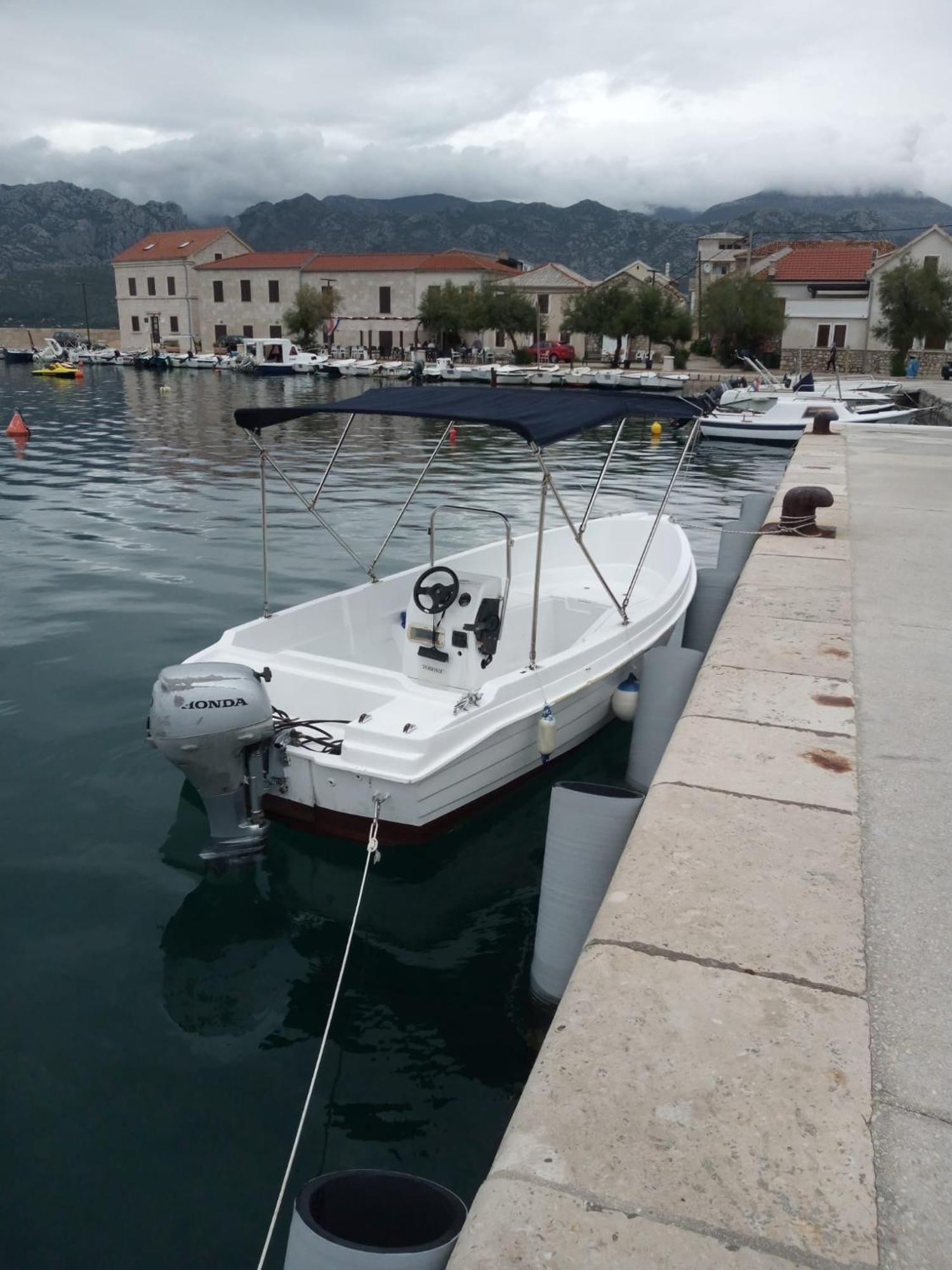 Apartments Andela Starigrad Paklenica Exterior photo